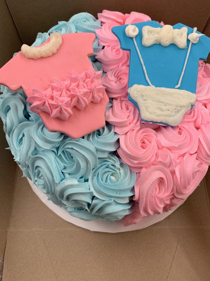 How To Cut A Gender Reveal Cake